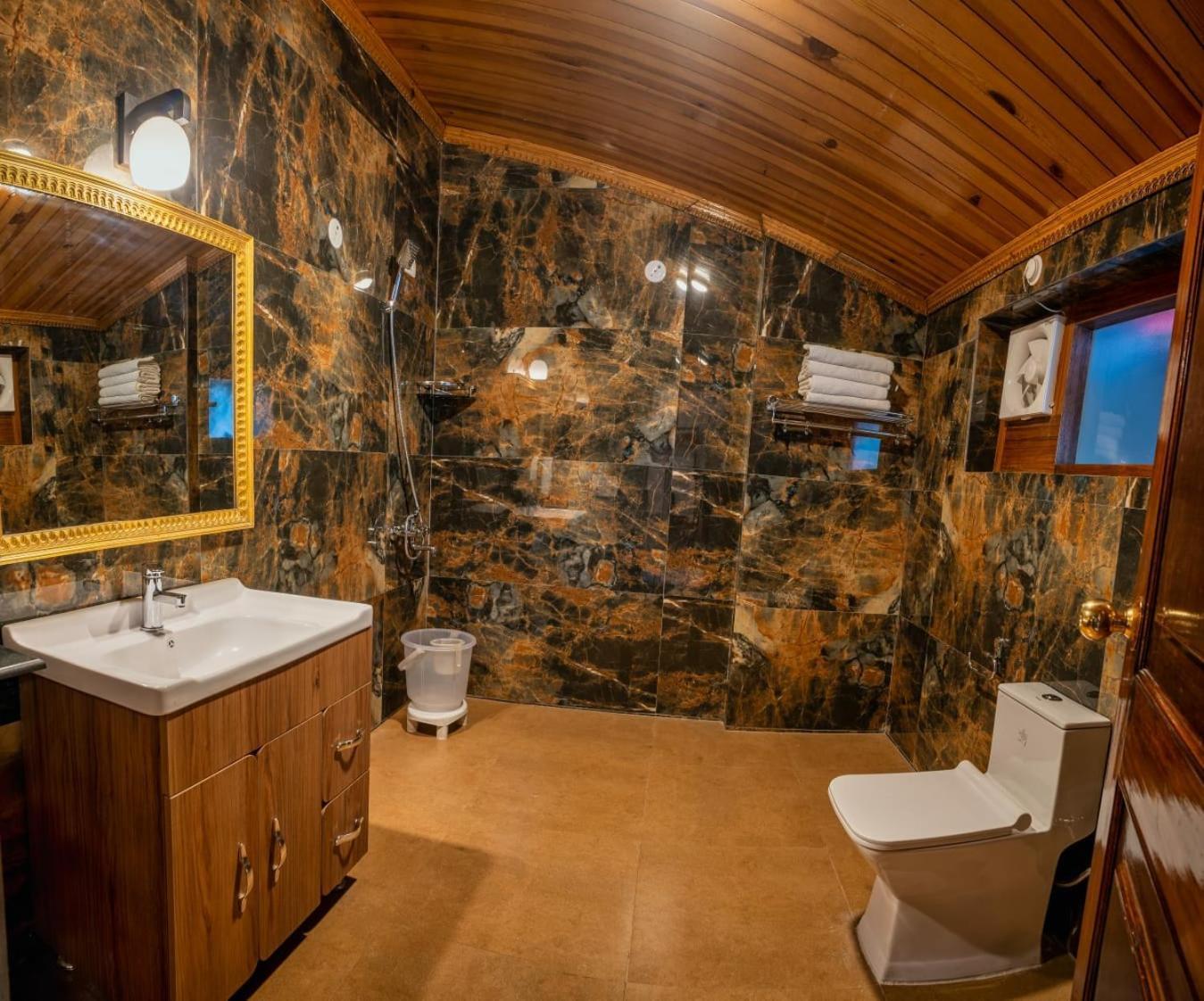 The Hive Cottage By Royal Collection Hotels Nainital Buitenkant foto